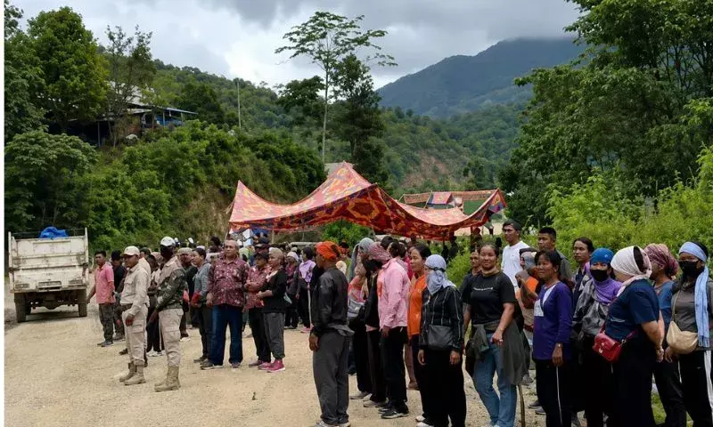 Manipur सरकार ने आर्थिक नाकेबंदी खत्म करने के लिए UNC के साथ बातचीत शुरू की Manipur सरकार ने आर्थिक नाकेबंदी खत्म करने के लिए UNC के साथ बातचीत शुरू की
