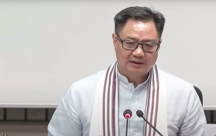 New Delhi: युवाओं के हित में मिलकर काम करें दल, पेपर लीक कानून पर सरकार का आग्रह New Delhi: युवाओं के हित में मिलकर काम करें दल, पेपर लीक कानून पर सरकार का आग्रह
