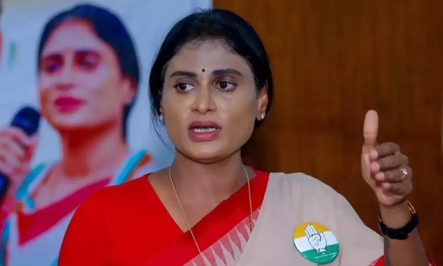 Andhra: आंध्र प्रदेश में 16,000 से अधिक स्कूलों में केवल एक शिक्षक है: शर्मिला Andhra: आंध्र प्रदेश में 16,000 से अधिक स्कूलों में केवल एक शिक्षक है: शर्मिला