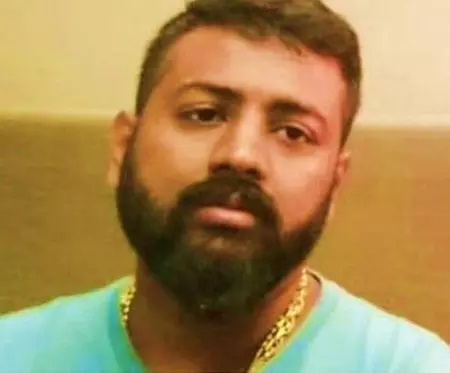 200 करोड़ वसूली मामला: मकोका आरोपों के खिलाफ सुकेश की याचिका पर दिल्ली हाईकोर्ट ने पुलिस से मांगा जवाब 200 करोड़ वसूली मामला: मकोका आरोपों के खिलाफ सुकेश की याचिका पर दिल्ली हाईकोर्ट ने पुलिस से मांगा जवाब