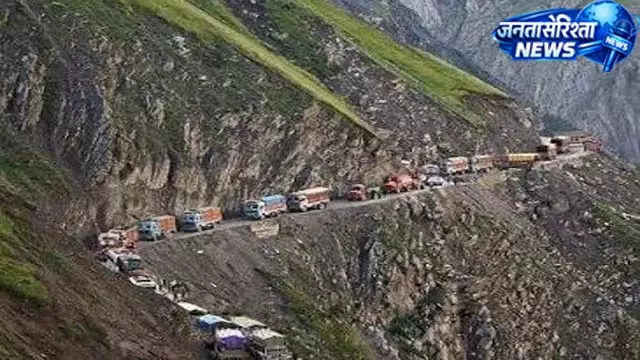 जम्मू-कश्मीर हाईवे पर 73 खतरनाक ब्लैक कॉरिडोर जम्मू-कश्मीर हाईवे पर 73 खतरनाक ब्लैक कॉरिडोर