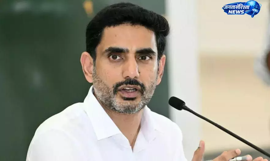 DSC भर्ती पर सियासी घमासान, YSRCP ने लगाए घोटाले के आरोप DSC भर्ती पर सियासी घमासान, YSRCP ने लगाए घोटाले के आरोप