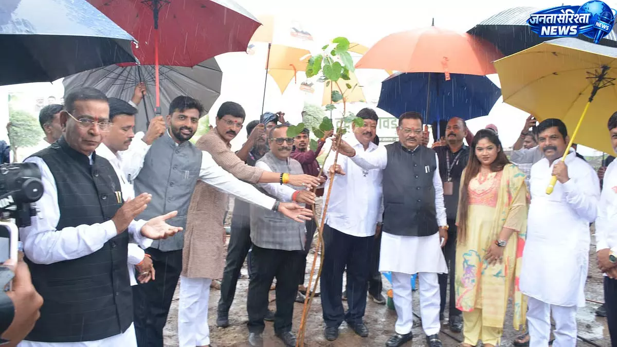 रमाई आवास योजना: पहली किश्त अब 50 हजार रुपये रमाई आवास योजना: पहली किश्त अब 50 हजार रुपये