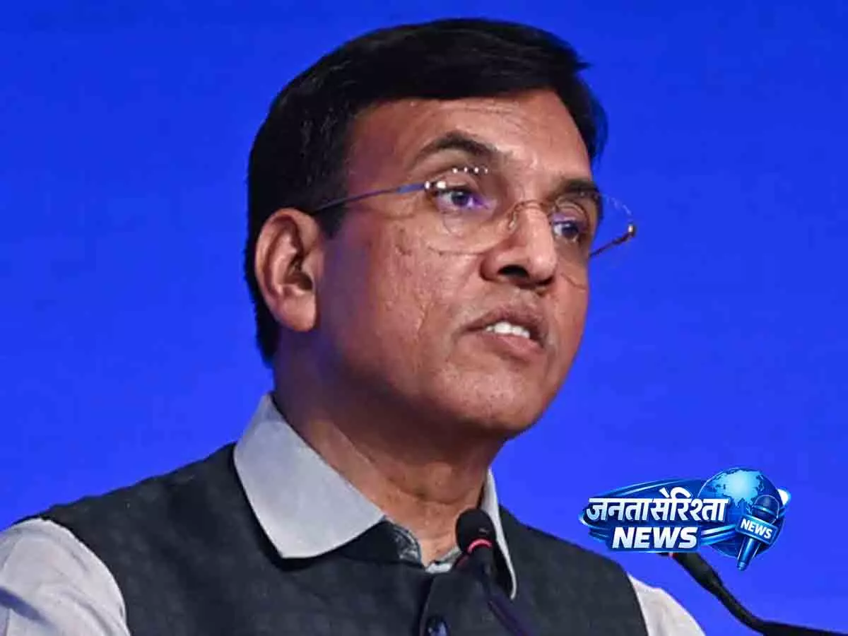 सरकार का बड़ा दावा: 101 करोड़ भारतीय सोशल सिक्योरिटी के दायरे में सरकार का बड़ा दावा: 101 करोड़ भारतीय सोशल सिक्योरिटी के दायरे में