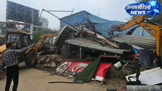 गुरुग्राम में बड़ा अतिक्रमण अभियान, बुलडोजर कार्रवाई गुरुग्राम में बड़ा अतिक्रमण अभियान, बुलडोजर कार्रवाई