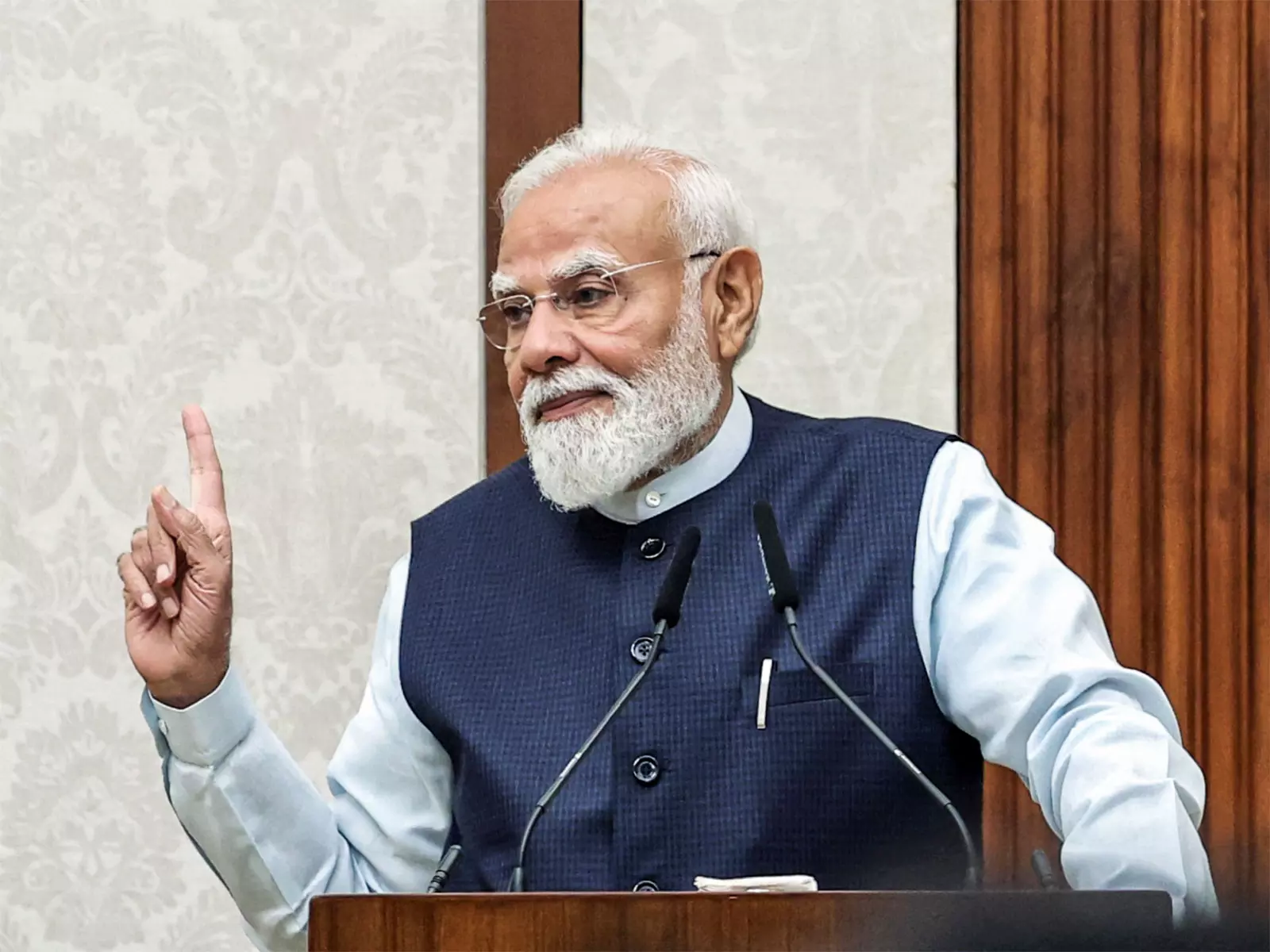 CWG 2026: PM मोदी ने ग्लासगो में मेडल जीतने वाले सीमा और लवप्रीत की तारीफ़ की CWG 2026: PM मोदी ने ग्लासगो में मेडल जीतने वाले सीमा और लवप्रीत की तारीफ़ की