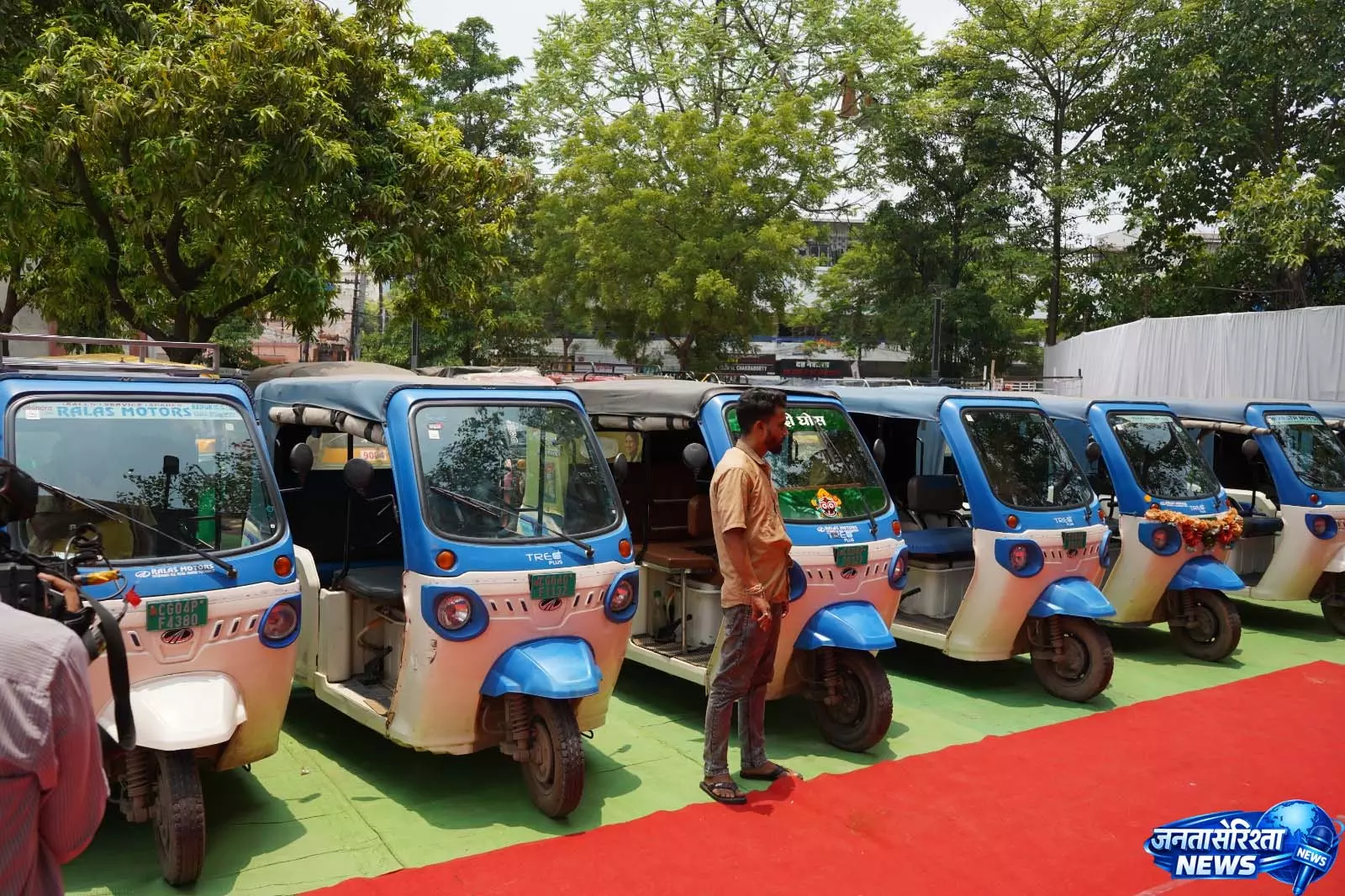 रायपुर में ई-रिक्शा और ऑटो पंजीयन अभियान 10 अगस्त तक बढ़ा रायपुर में ई-रिक्शा और ऑटो पंजीयन अभियान 10 अगस्त तक बढ़ा