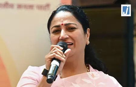 मुख्यमंत्री रेखा गुप्ता 1 अगस्त को दिल्ली लक्ष्मी योजना के लिए पोर्टल करेंगी लॉन्च मुख्यमंत्री रेखा गुप्ता 1 अगस्त को दिल्ली लक्ष्मी योजना के लिए पोर्टल करेंगी लॉन्च