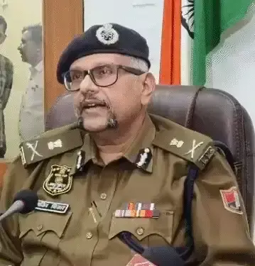 Jaipur: जनसुनवाई के लिए मुहाना थाना पहुंचेंगे पुलिस कमिश्नर Jaipur: जनसुनवाई के लिए मुहाना थाना पहुंचेंगे पुलिस कमिश्नर
