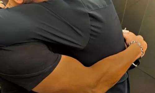 सलमान खान ने संजय दत्त के लिए किया खास पोस्ट, त्रिशाला और मान्यता ने भी किया रिएक्ट सलमान खान ने संजय दत्त के लिए किया खास पोस्ट, त्रिशाला और मान्यता ने भी किया रिएक्ट