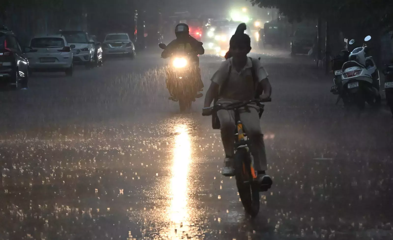 Telangana: हैदराबाद में जुलाई में बारिश सभी मंडलों में असमान रही Telangana: हैदराबाद में जुलाई में बारिश सभी मंडलों में असमान रही