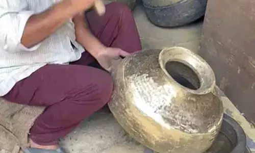 Kangra गंगथ की पारंपरिक पीतल शिल्प विरासत संकट में Kangra गंगथ की पारंपरिक पीतल शिल्प विरासत संकट में