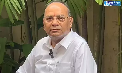 अजय चंद्राकर ने जांच की मांग कर दी, सभी अटल प्रतिमा में भ्रष्टाचार का दावा अजय चंद्राकर ने जांच की मांग कर दी, सभी अटल प्रतिमा में भ्रष्टाचार का दावा
