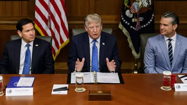 Trump ने कैंप डेविड में रिकॉर्ड बढ़त का ज़िक्र किया Trump ने कैंप डेविड में रिकॉर्ड बढ़त का ज़िक्र किया