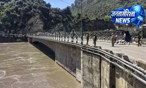बाढ़ के बाद Kishtwar, डोडा-रामबन में स्कूल बंद बाढ़ के बाद Kishtwar, डोडा-रामबन में स्कूल बंद