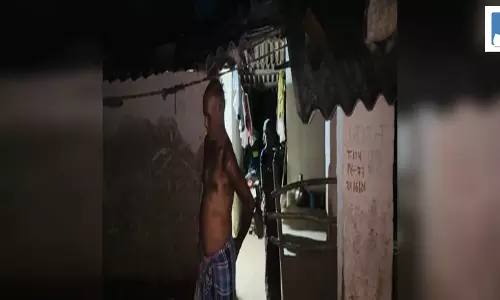 आतंकी हमले में मारे गए दीपक रात्रे के गांव में पसरा मातम, एक साल पहले रोजी-रोटी की तलाश में गया था जम्मू-कश्मीर