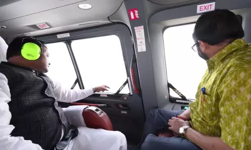 ओडिशा के पांच बाढ़ प्रभावित जिलों का मुख्यमंत्री मोहन चरण माझी ने किया हवाई सर्वेक्षण ओडिशा के पांच बाढ़ प्रभावित जिलों का मुख्यमंत्री मोहन चरण माझी ने किया हवाई सर्वेक्षण