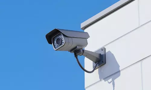 कस्टोडियल टॉर्चर मामले में हाई कोर्ट सख्त, मलकपेट थाने के CCTV की जांच का आदेश कस्टोडियल टॉर्चर मामले में हाई कोर्ट सख्त, मलकपेट थाने के CCTV की जांच का आदेश