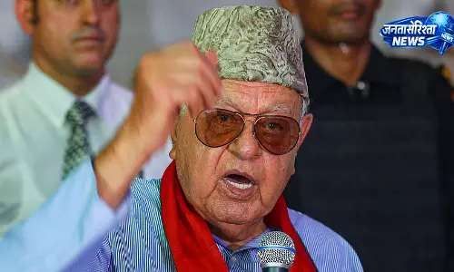 कुलगाम हमले पर फारूक अब्दुल्ला ने मांगी निष्पक्ष जांच कुलगाम हमले पर फारूक अब्दुल्ला ने मांगी निष्पक्ष जांच