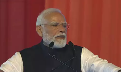 पीएम मोदी ने अल्लूरी सीताराम राजू एयरपोर्ट का उद्घाटन किया, बोले- हमारी सरकार का मंत्र है, इन्वेस्टमेंट से रोजगार पीएम मोदी ने अल्लूरी सीताराम राजू एयरपोर्ट का उद्घाटन किया, बोले- हमारी सरकार का मंत्र है, इन्वेस्टमेंट से रोजगार