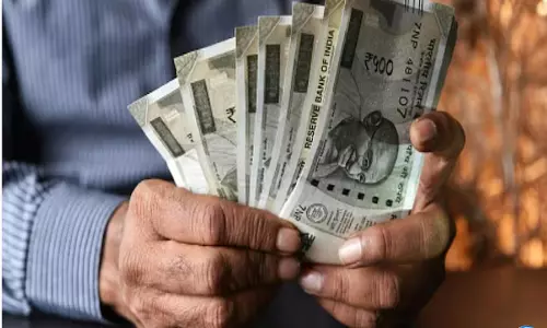 वेतन आयोग ने बढ़ाई तैयारी, कर्मचारियों को मिलेगा फायदा? वेतन आयोग ने बढ़ाई तैयारी, कर्मचारियों को मिलेगा फायदा?