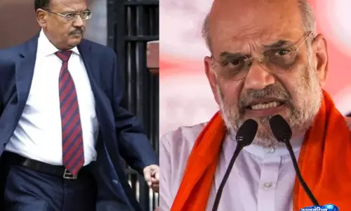 विदेश नीति से सुरक्षा तक, PM मोदी के फैसलों में डोभाल का अहम रोल विदेश नीति से सुरक्षा तक, PM मोदी के फैसलों में डोभाल का अहम रोल