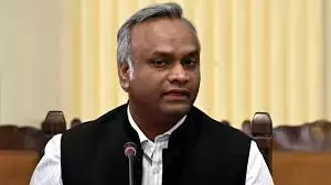 कर्नाटक में जल्द ही 74000 सरकारी नौकरी की रिक्तियां भरी जाएंगी: प्रियांक खड़गे