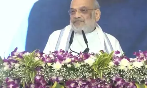 अमित शाह ने अजीत डोभाल को दिया लोकमान्य तिलक राष्ट्रीय पुरस्कार अमित शाह ने अजीत डोभाल को दिया लोकमान्य तिलक राष्ट्रीय पुरस्कार