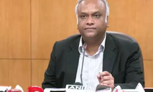 कर्नाटक सरकार राज्य में खाली पड़े 74,000 पदों को भरने की प्रक्रिया शुरू करेगी: Priyank Kharge कर्नाटक सरकार राज्य में खाली पड़े 74,000 पदों को भरने की प्रक्रिया शुरू करेगी: Priyank Kharge