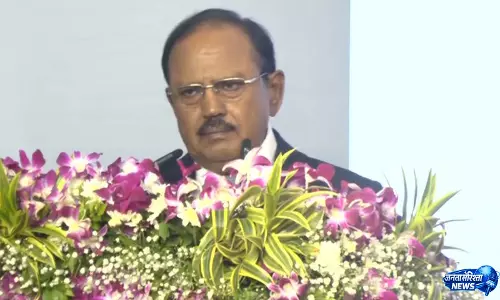 Ajit Doval ने युवाओं से राष्ट्रहित को प्राथमिकता देने की अपील की Ajit Doval ने युवाओं से राष्ट्रहित को प्राथमिकता देने की अपील की