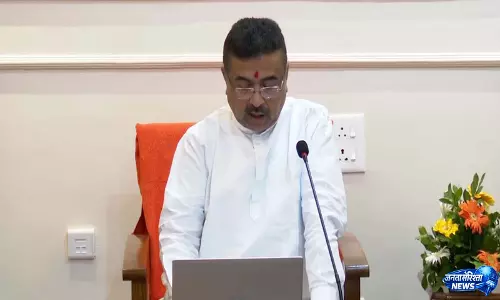 सुवेंदु अधिकारी ने 2027 जनगणना के लिए सेल्फ एन्यूमरेशन शुरू किया सुवेंदु अधिकारी ने 2027 जनगणना के लिए सेल्फ एन्यूमरेशन शुरू किया