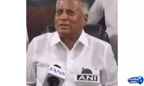 जब कर्नाटक में पानी की कमी है, तो दूसरे राज्य को पानी छोड़ने का कोई मतलब नहीं है: V Somanna जब कर्नाटक में पानी की कमी है, तो दूसरे राज्य को पानी छोड़ने का कोई मतलब नहीं है: V Somanna