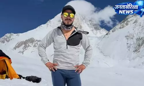 ब्रॉड पीक पर हादसा, दुनिया ने खोया क्लाइंबर ब्रॉड पीक पर हादसा, दुनिया ने खोया क्लाइंबर