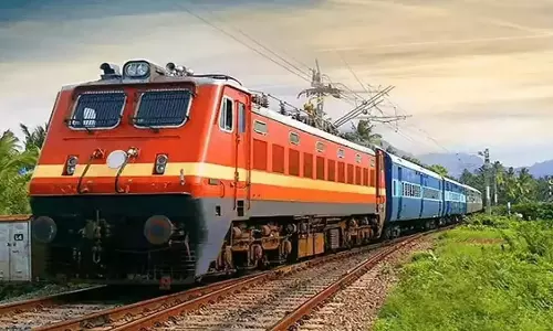 मुंबई से सावंतवाड़ी रोड के बीच नई रोजाना एक्सप्रेस ट्रेन को मंजूरी मुंबई से सावंतवाड़ी रोड के बीच नई रोजाना एक्सप्रेस ट्रेन को मंजूरी