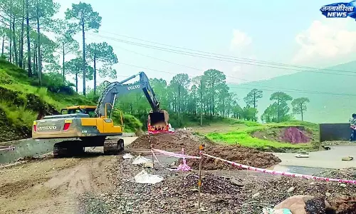 कोटरोपी में युद्ध स्तर पर मरम्मत का काम