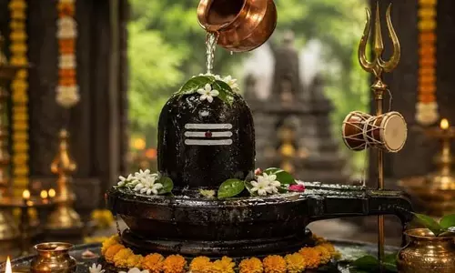 Jaipur: 3 अगस्त को सावन का पहला सोमवार, मंदिरों में विशेष आयोजन Jaipur: 3 अगस्त को सावन का पहला सोमवार, मंदिरों में विशेष आयोजन
