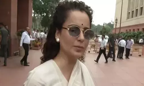 कंगना रनौत के खिलाफ लखनऊ में मोर्चा, कांग्रेस नेता बोलीं- कार्रवाई हो कंगना रनौत के खिलाफ लखनऊ में मोर्चा, कांग्रेस नेता बोलीं- कार्रवाई हो