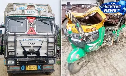 संभल में ट्रक-ऑटो की भिड़ंत, 3 की मौत