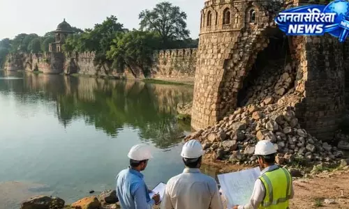 पुराने किले की झील बनी खतरा? ASI ने शुरू की जांच पुराने किले की झील बनी खतरा? ASI ने शुरू की जांच