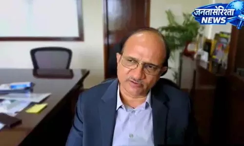 डिजिटल प्रश्न बैंक और दो मौके ही परीक्षा सुधार का विकल्प: प्रो. राव डिजिटल प्रश्न बैंक और दो मौके ही परीक्षा सुधार का विकल्प: प्रो. राव