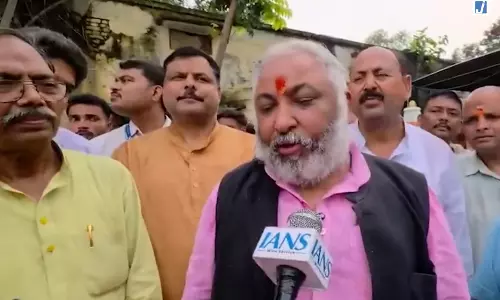 युवाओं की गलतियों को माफ कर मुख्यधारा से जोड़ना जरूरी: मंत्री दयाशंकर सिंह युवाओं की गलतियों को माफ कर मुख्यधारा से जोड़ना जरूरी: मंत्री दयाशंकर सिंह