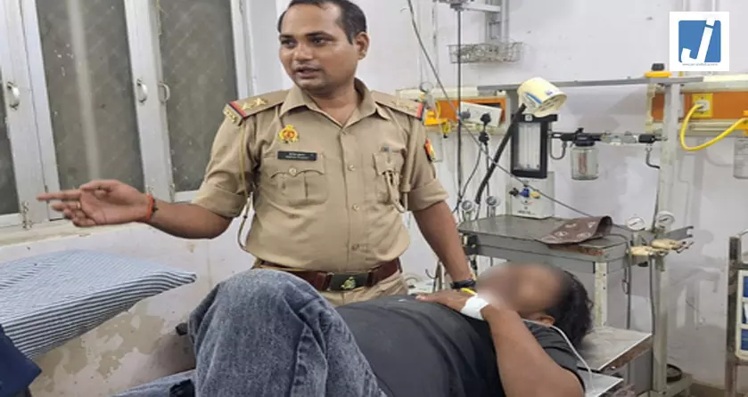 पुलिस ने मुठभेड़ के बाद दो अपराधियों को किया गिरफ्तार पुलिस ने मुठभेड़ के बाद दो अपराधियों को किया गिरफ्तार