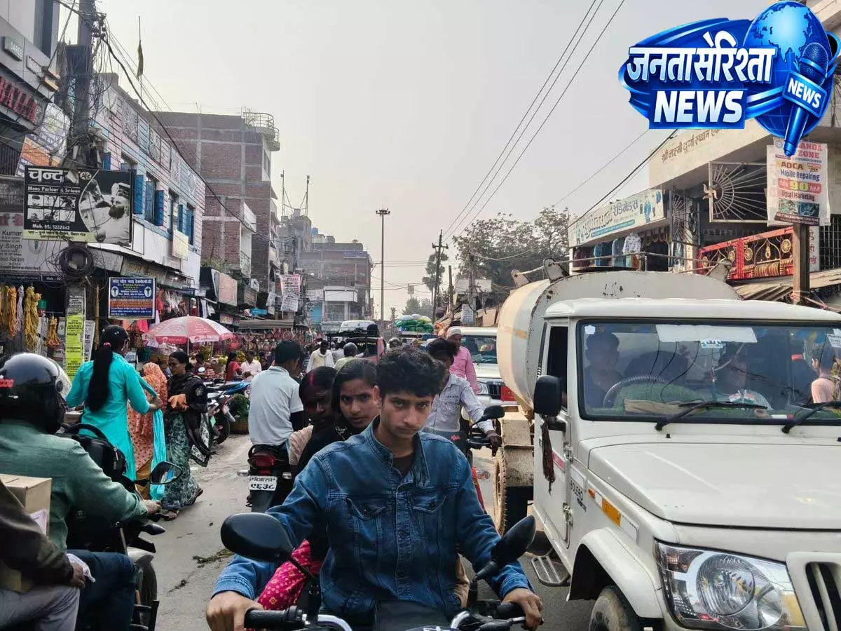 नालंदा में ट्रैफिक सुधार की पहल, एकंगरसराय बाजार में नई व्यवस्था से मिलेगी जाम से मुक्ति नालंदा में ट्रैफिक सुधार की पहल, एकंगरसराय बाजार में नई व्यवस्था से मिलेगी जाम से मुक्ति