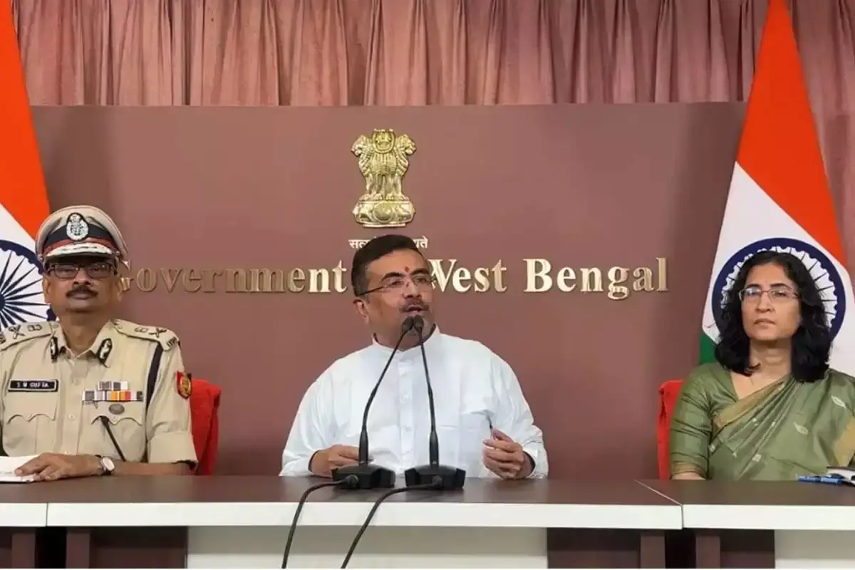 Kolkata: टुलू मंडल केस में बड़ा अपडेट, संपत्ति जब्ती की कार्रवाई Kolkata: टुलू मंडल केस में बड़ा अपडेट, संपत्ति जब्ती की कार्रवाई