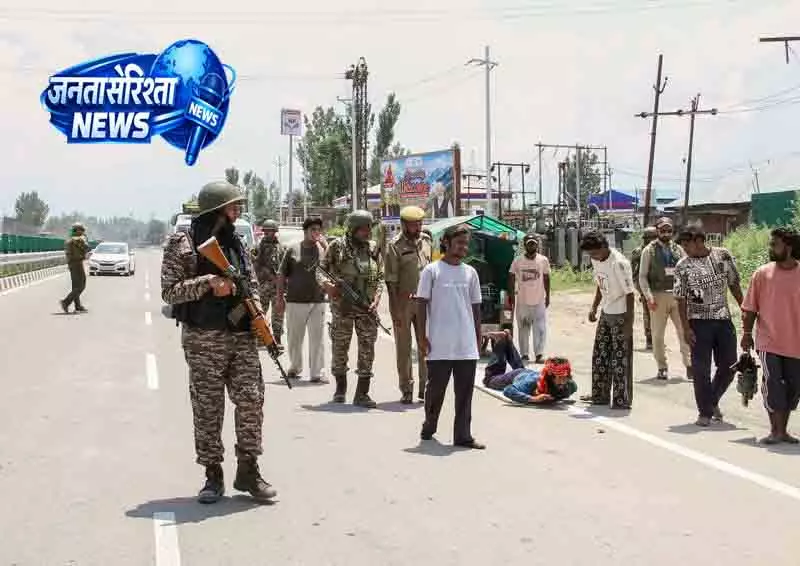 Jammu घुटनों के बल चली श्रद्धा की मिसाल Jammu घुटनों के बल चली श्रद्धा की मिसाल