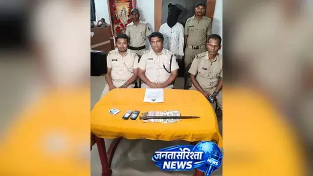 ATM लूट की कोशिश नाकाम, आरोपी गिरफ्तार ATM लूट की कोशिश नाकाम, आरोपी गिरफ्तार
