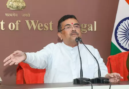 जनगणना 2027: पश्चिम बंगाल में स्व-गणना प्रक्रिया शुरू, 15 दिनों तक चलेगी जनगणना 2027: पश्चिम बंगाल में स्व-गणना प्रक्रिया शुरू, 15 दिनों तक चलेगी