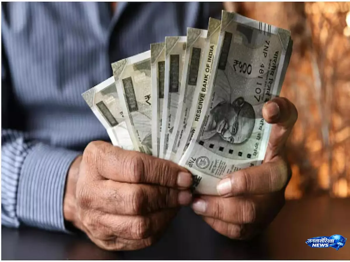 वेतन आयोग ने बढ़ाई तैयारी, कर्मचारियों को मिलेगा फायदा? वेतन आयोग ने बढ़ाई तैयारी, कर्मचारियों को मिलेगा फायदा?