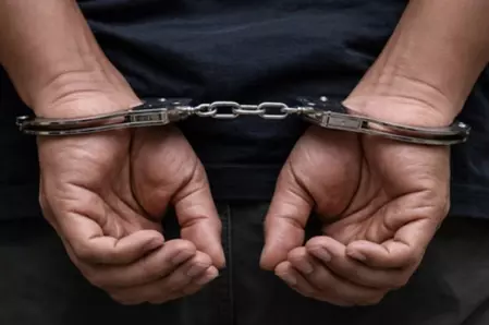 पुलिस चौकी पर हमले के चार आरोपी गिरफ्तार, आईएसआई हैंडलर के निर्देश पर फेंका था ज्वलनशील पदार्थ पुलिस चौकी पर हमले के चार आरोपी गिरफ्तार, आईएसआई हैंडलर के निर्देश पर फेंका था ज्वलनशील पदार्थ