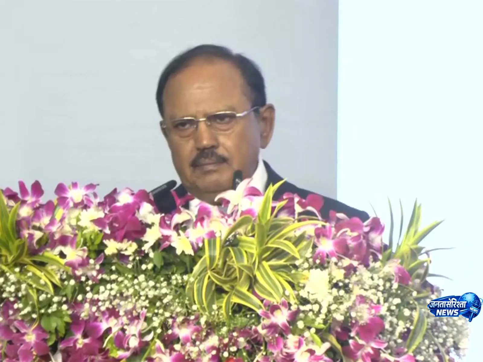 Ajit Doval ने युवाओं से राष्ट्रहित को प्राथमिकता देने की अपील की Ajit Doval ने युवाओं से राष्ट्रहित को प्राथमिकता देने की अपील की
